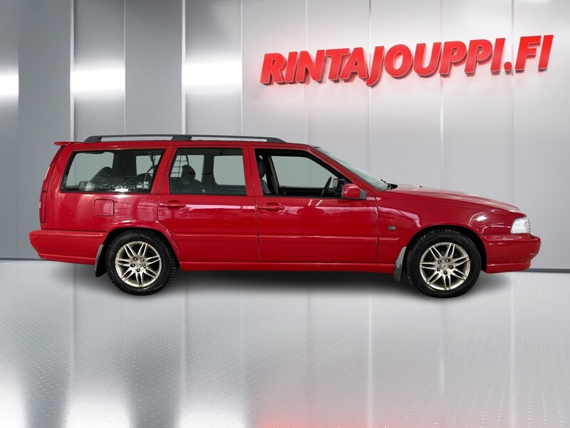 Volvo V70 vaihtoauto