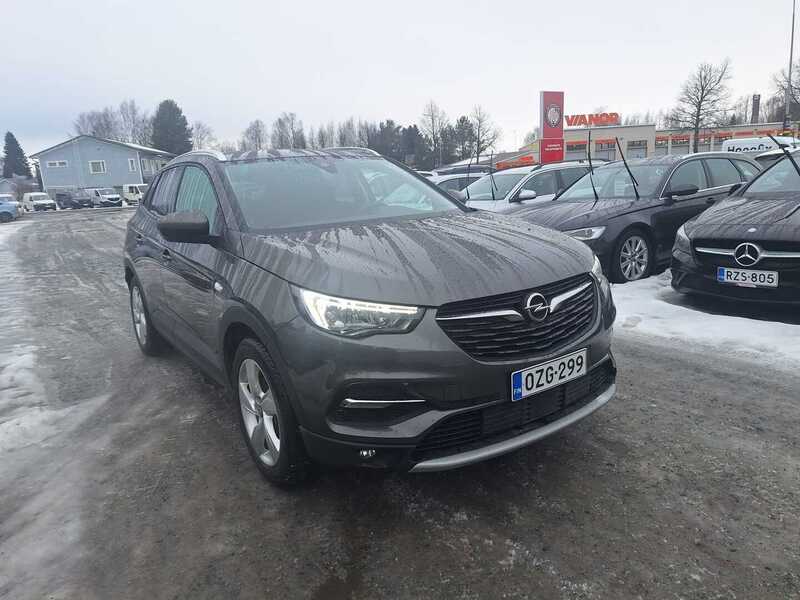 Opel Grandland X vaihtoauto