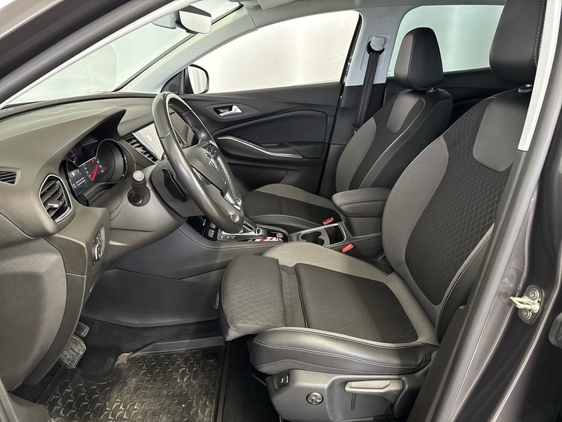 Opel Grandland X vaihtoauto