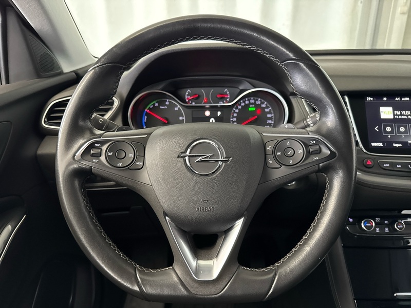 Opel Grandland X vaihtoauto