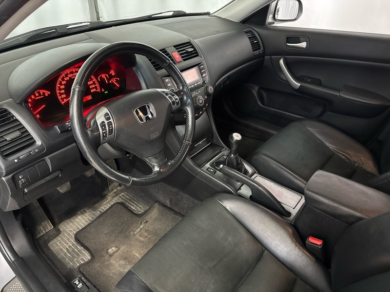 Honda Accord vaihtoauto