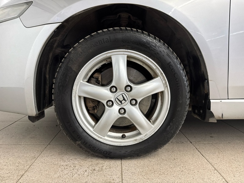 Honda Accord vaihtoauto