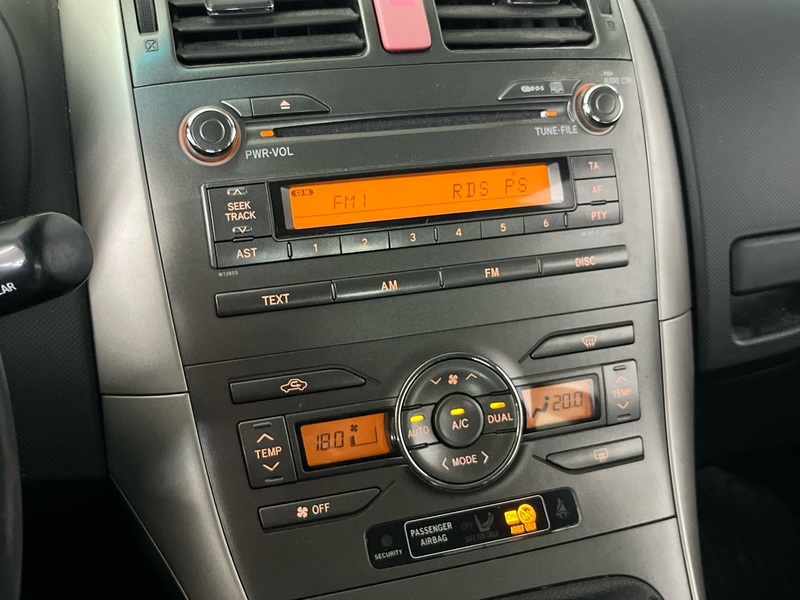 Toyota Auris vaihtoauto