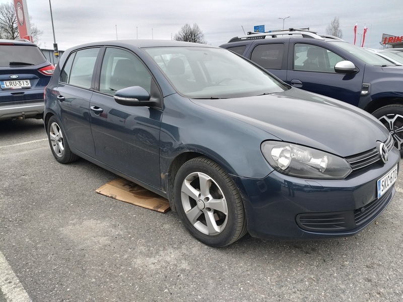 Volkswagen Golf vaihtoauto