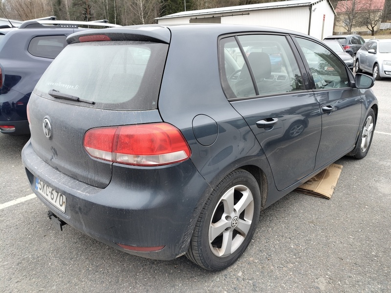 Volkswagen Golf vaihtoauto