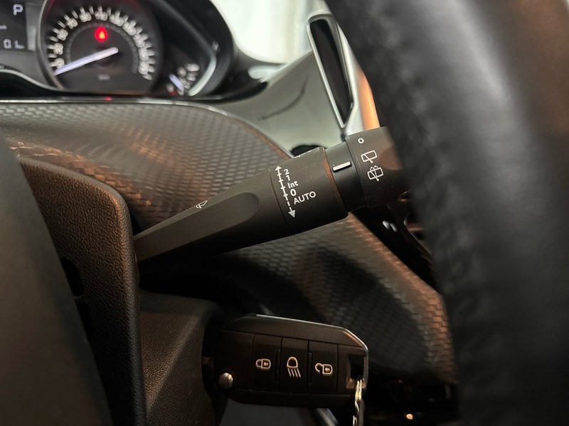 Peugeot 2008 vaihtoauto