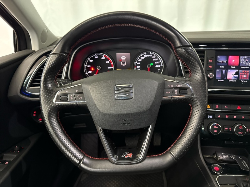 SEAT Leon ST vaihtoauto