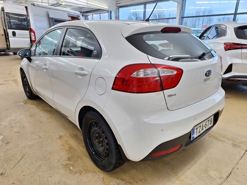 Kia Rio vaihtoauto