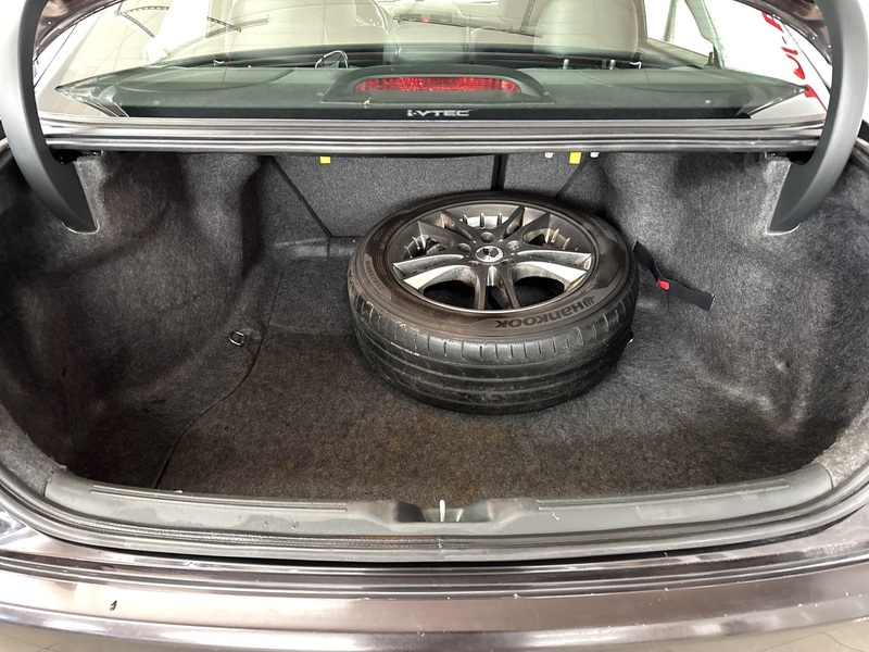 Honda Accord vaihtoauto