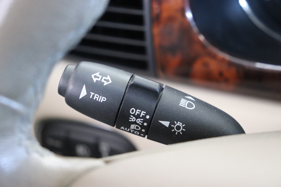 Jaguar XJ8 vaihtoauto