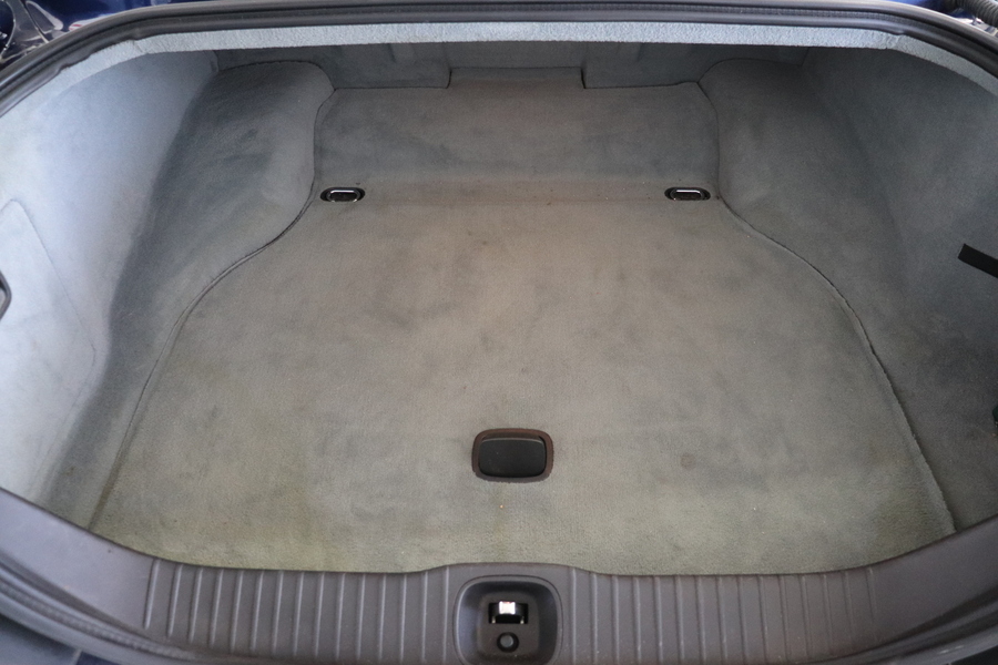 Jaguar XJ8 vaihtoauto