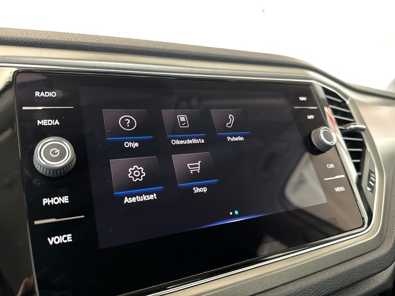 Volkswagen T-Roc vaihtoauto