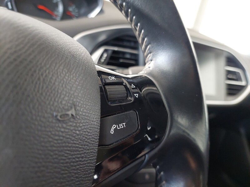 Peugeot 308 vaihtoauto