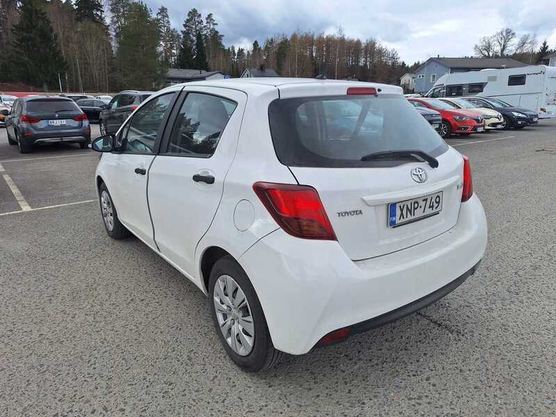 Toyota Yaris vaihtoauto