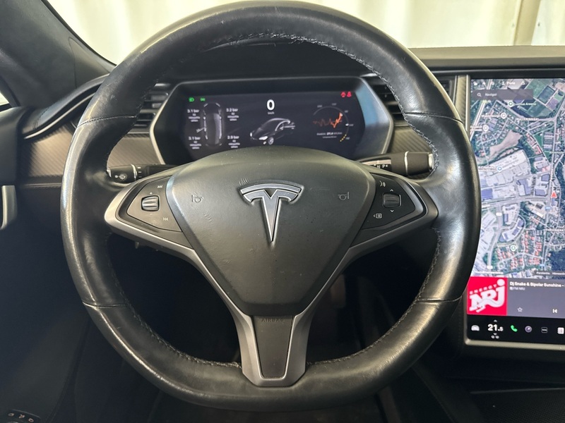Tesla Model S vaihtoauto