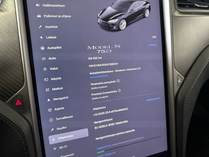 Tesla Model S vaihtoauto