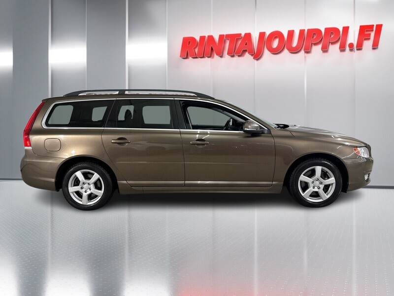 Volvo V70 vaihtoauto