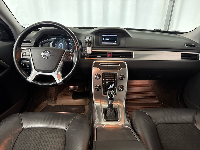 Volvo V70 vaihtoauto
