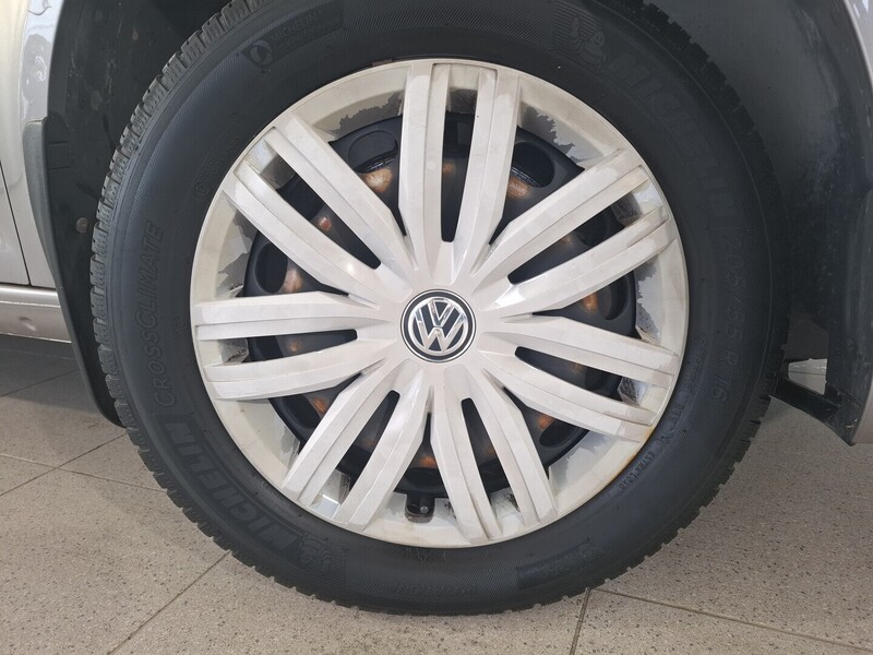 Volkswagen Caddy Maxi vaihtoauto