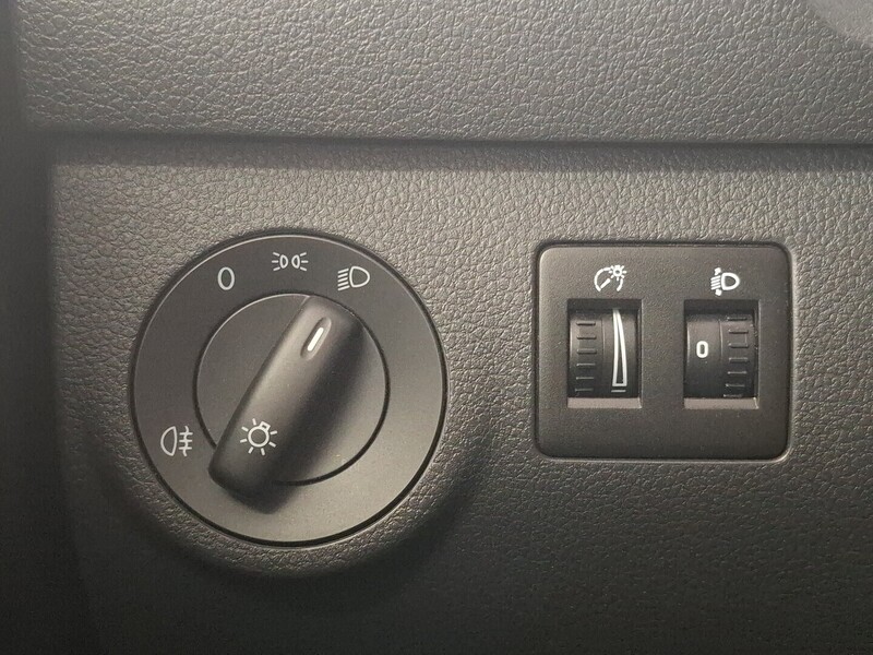 Volkswagen Caddy Maxi vaihtoauto