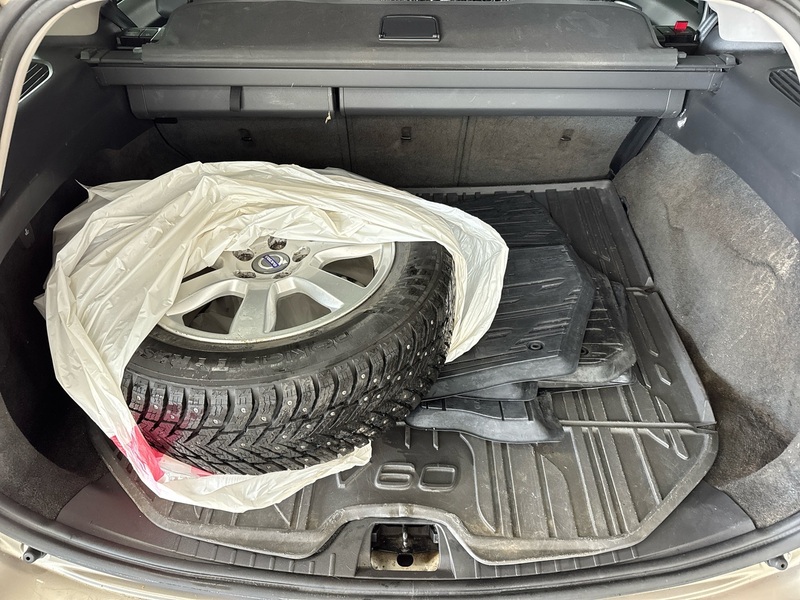 Volvo V60 vaihtoauto