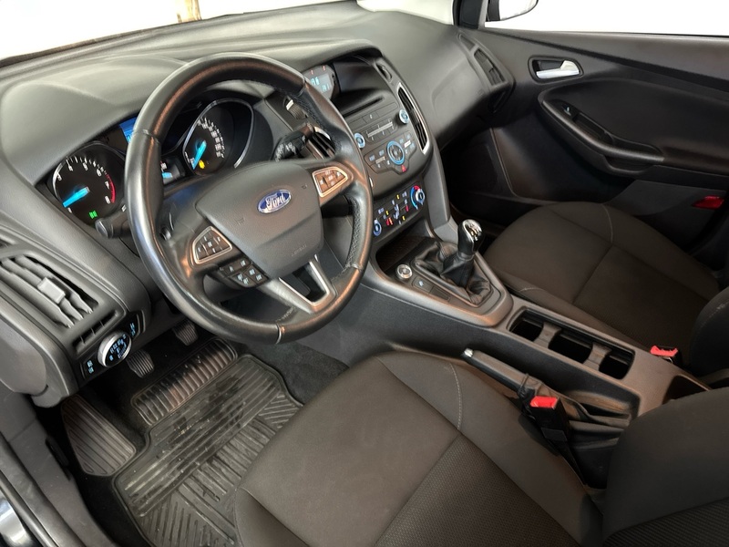 Ford Focus vaihtoauto