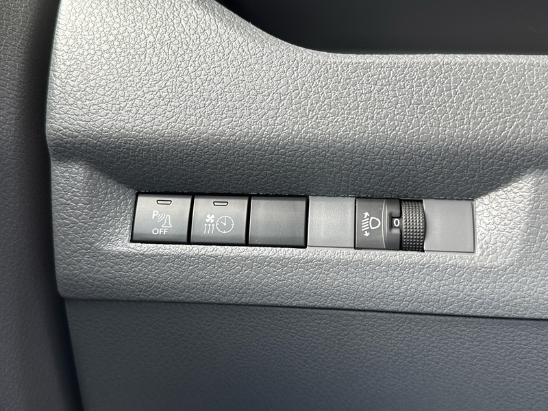 Opel Vivaro vaihtoauto