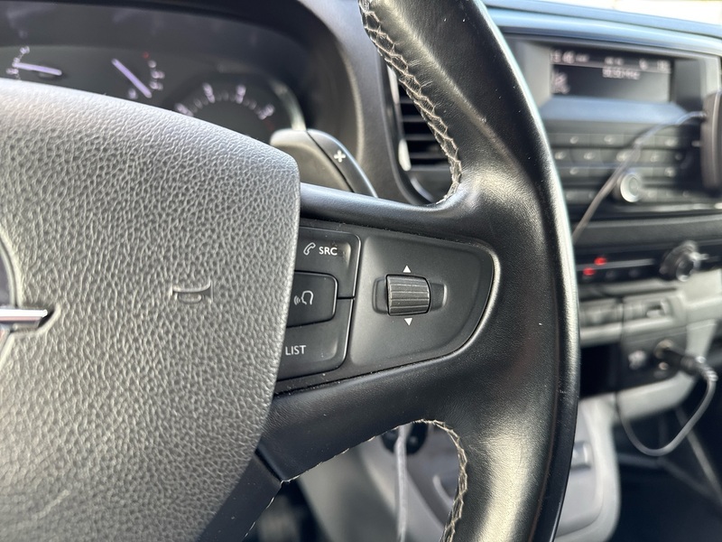 Opel Vivaro vaihtoauto