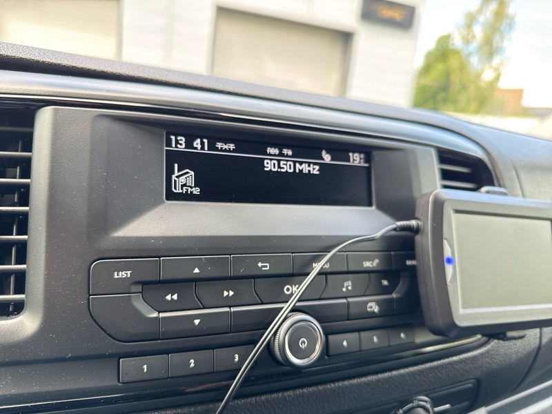 Opel Vivaro vaihtoauto