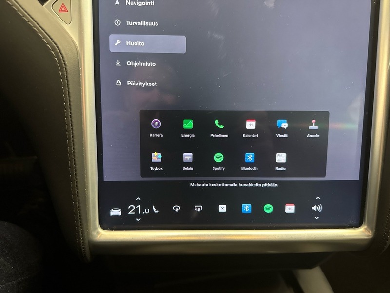 Tesla Model S vaihtoauto