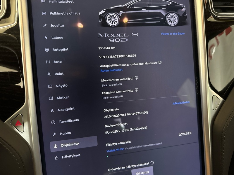 Tesla Model S vaihtoauto