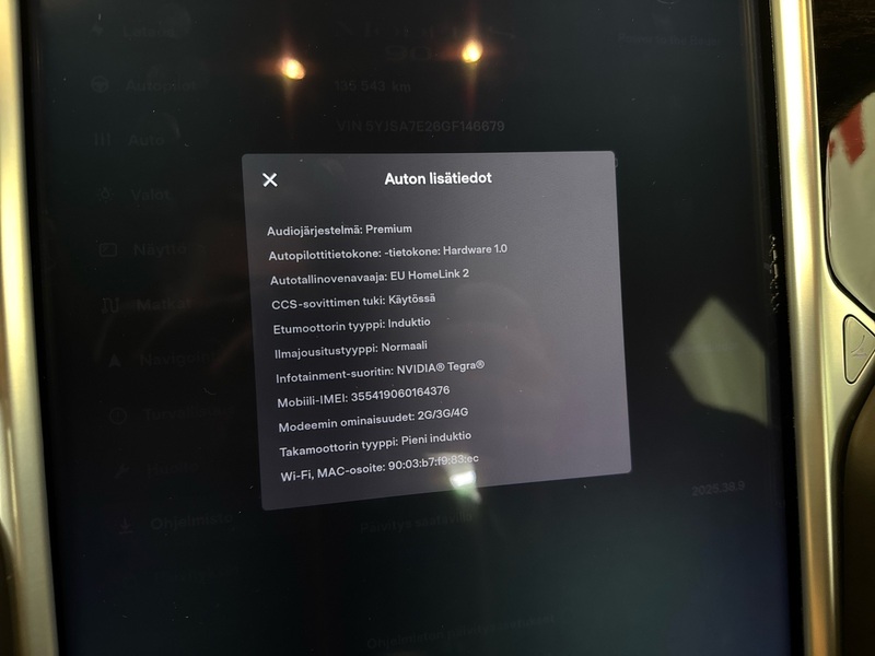 Tesla Model S vaihtoauto