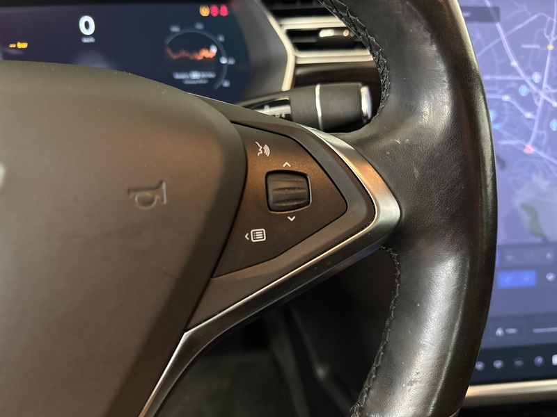 Tesla Model S vaihtoauto