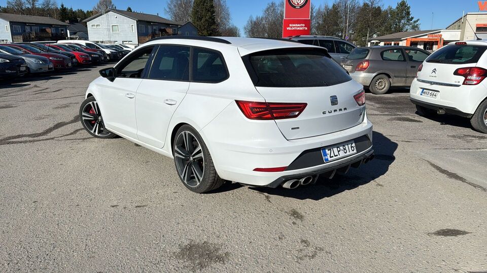SEAT Leon ST vaihtoauto
