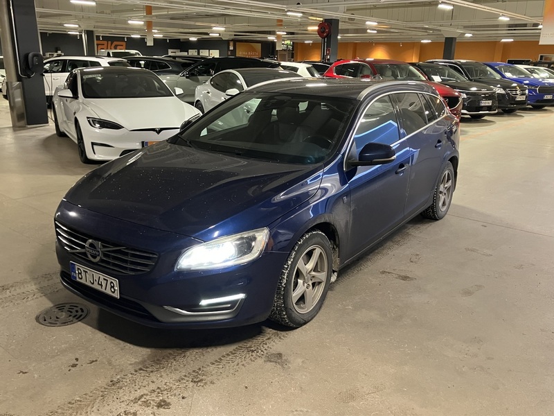 Volvo V60 vaihtoauto