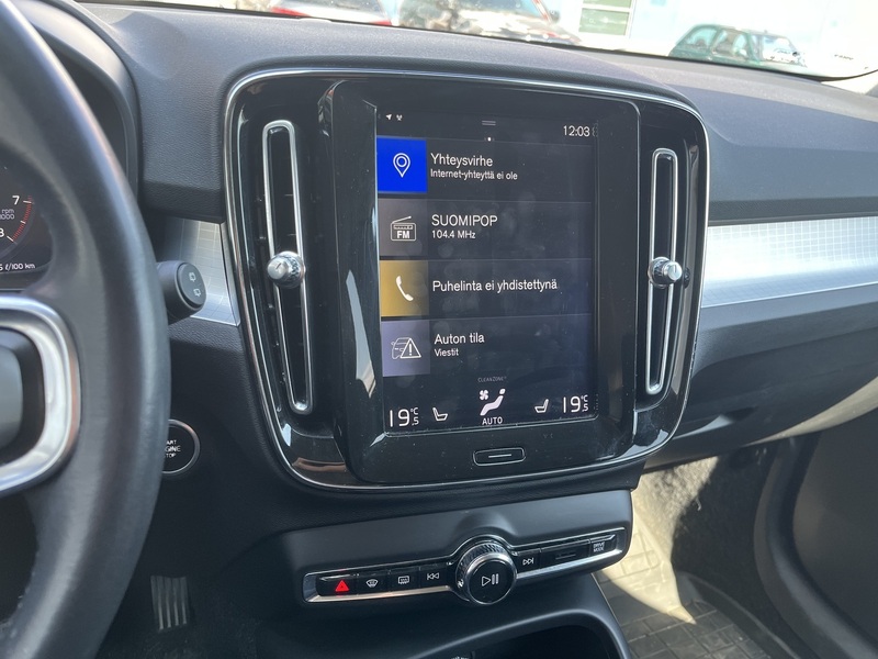 Volvo XC40 vaihtoauto