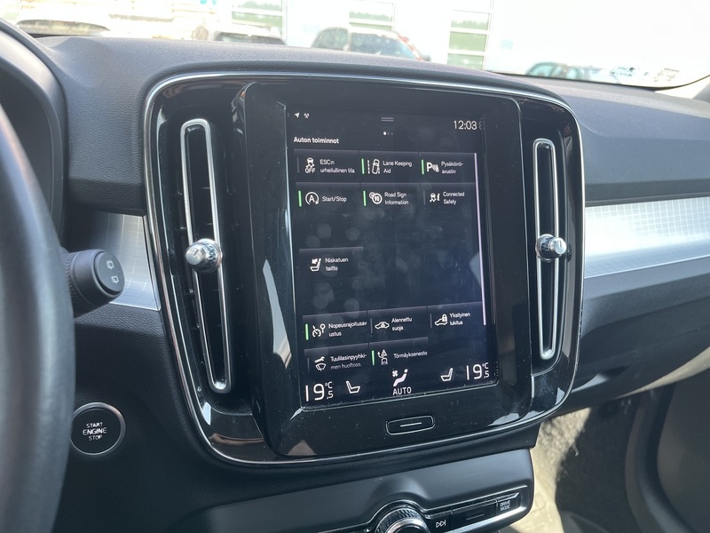 Volvo XC40 vaihtoauto