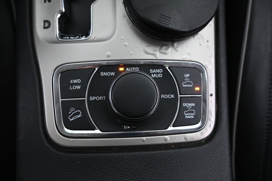 Jeep Grand Cherokee vaihtoauto