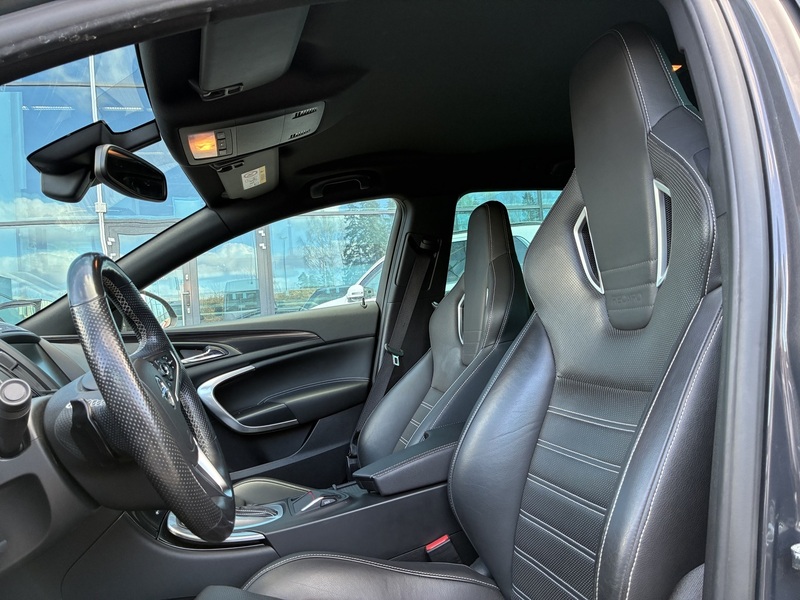 Opel Insignia vaihtoauto