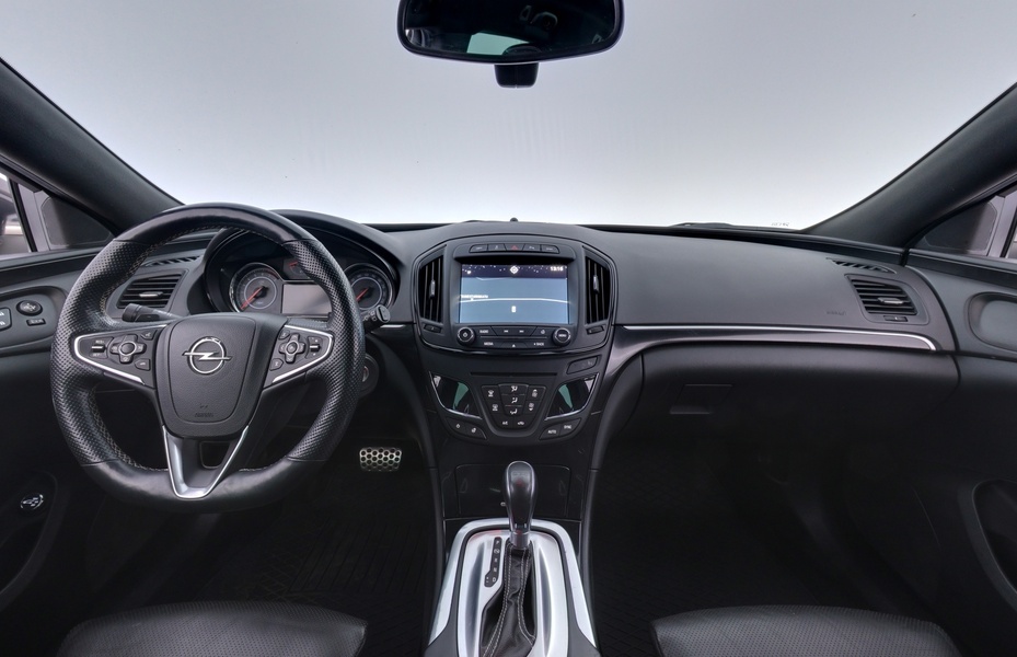 Opel Insignia vaihtoauto
