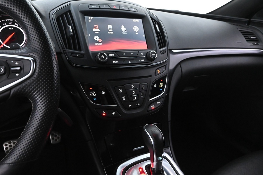Opel Insignia vaihtoauto