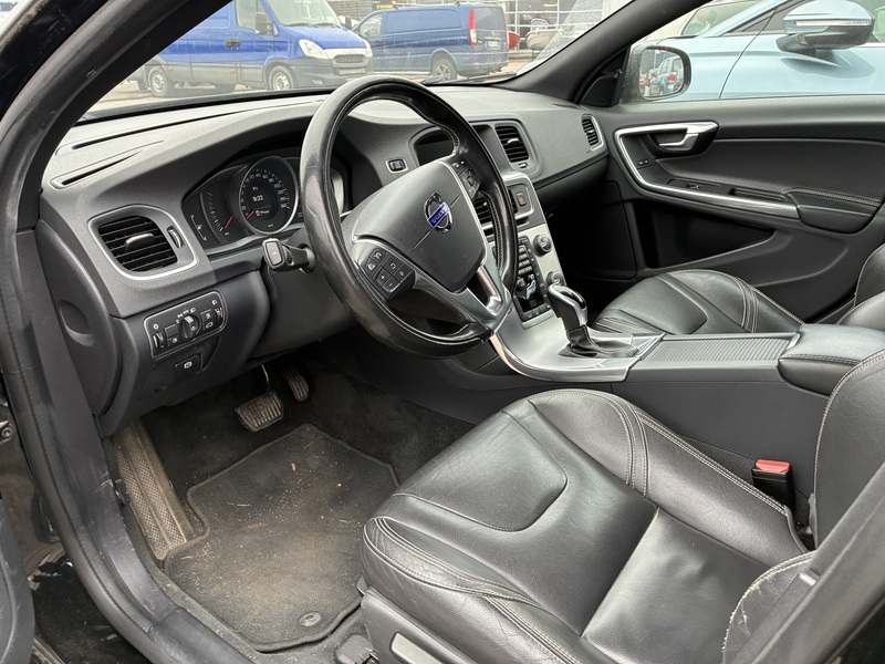 Volvo V60 vaihtoauto