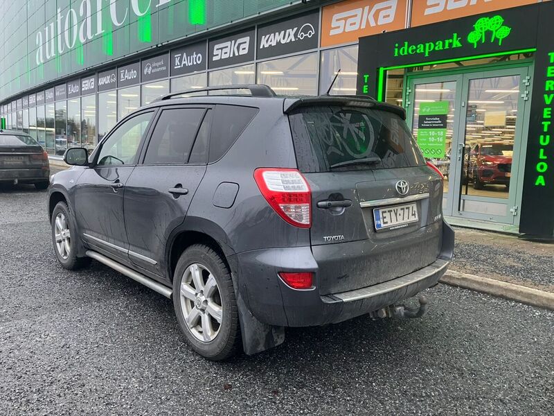 Toyota RAV4 vaihtoauto