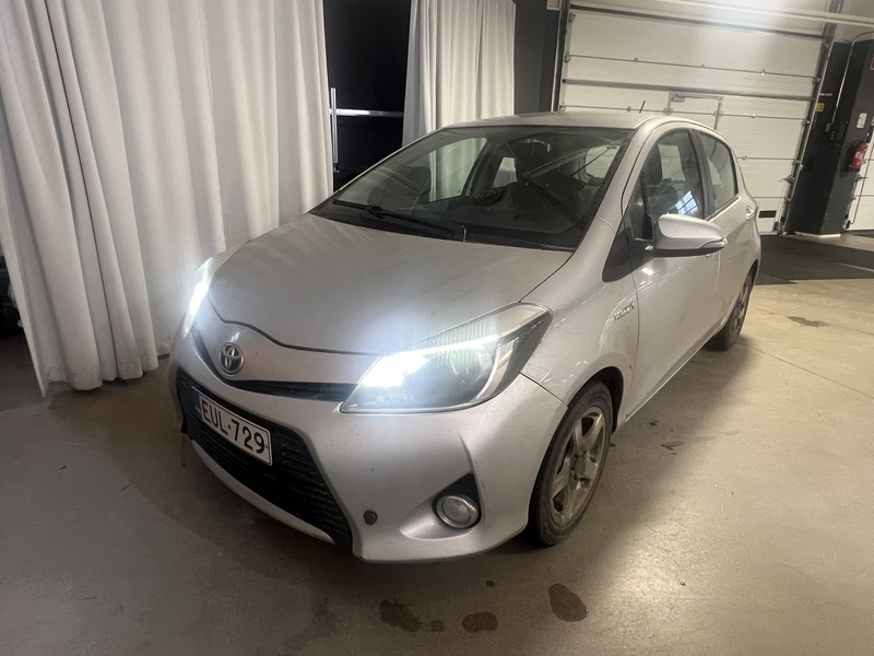 Toyota Yaris vaihtoauto