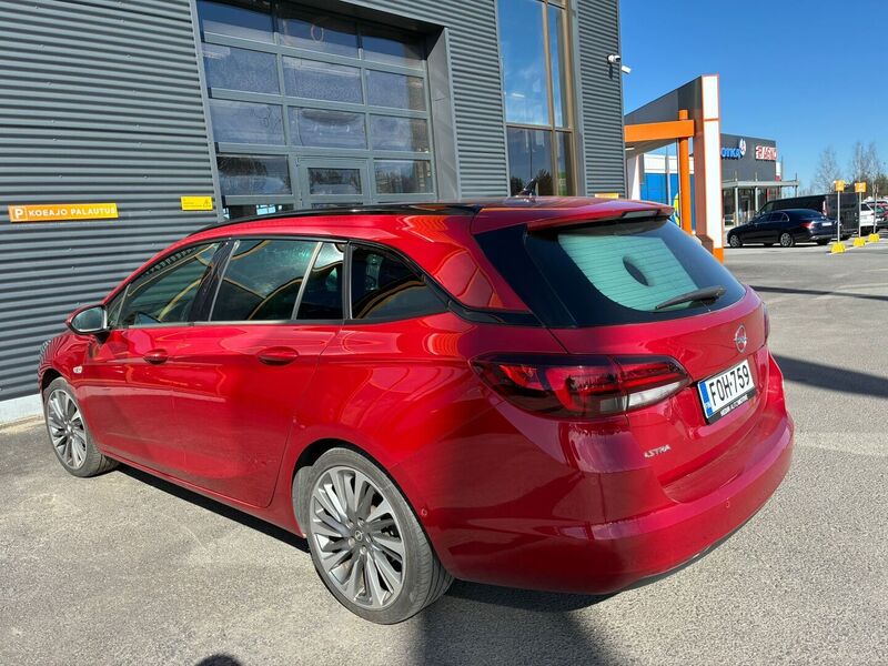 Opel Astra vaihtoauto