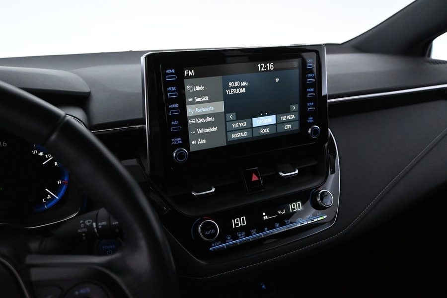 Suzuki Swace vaihtoauto