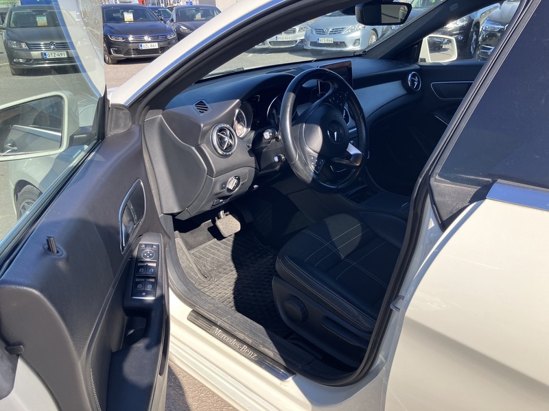 Mercedes-Benz CLA-sarja vaihtoauto