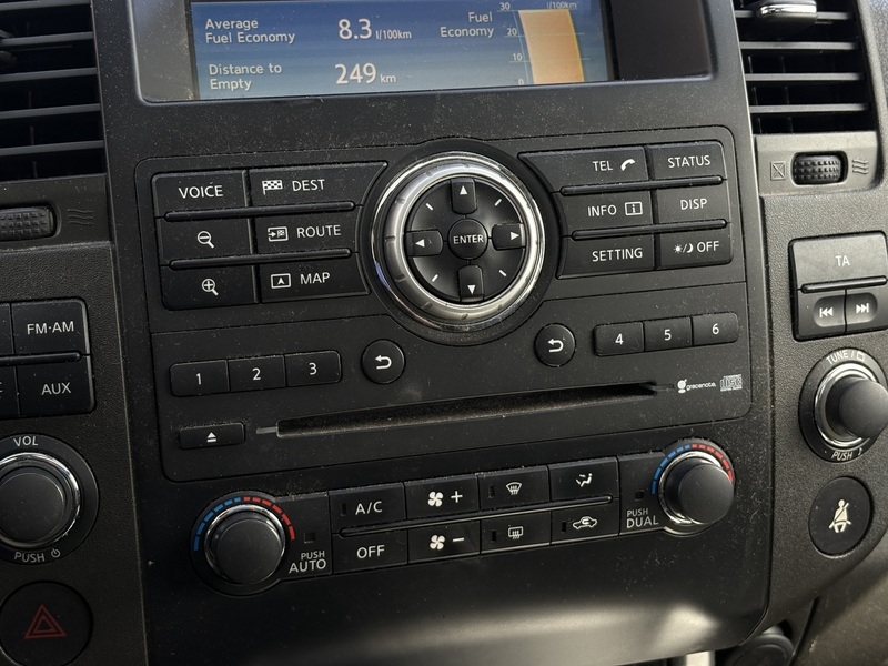 Nissan Pathfinder vaihtoauto