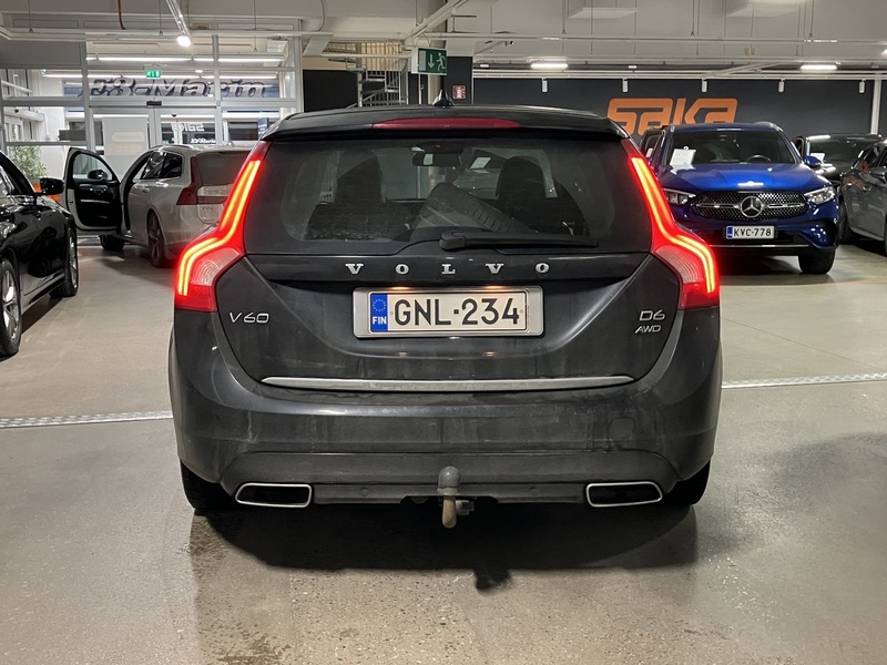 Volvo V60 vaihtoauto