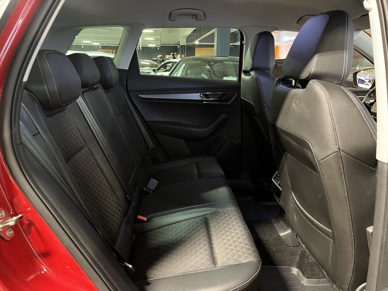 Skoda Karoq vaihtoauto